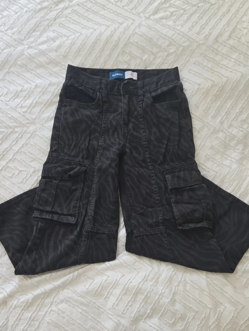 Old Navy Girls Black Cargo Pants with Subtle Zebra Pattern